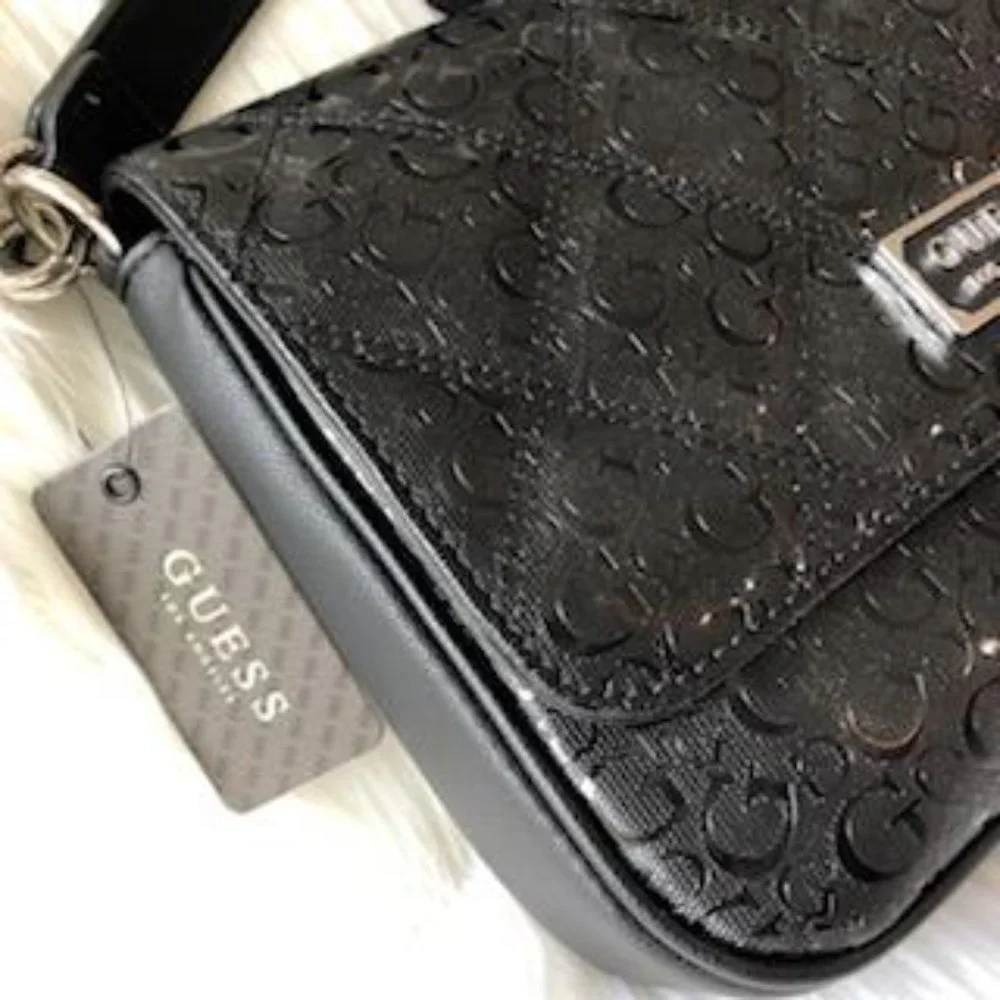 Guess new tag